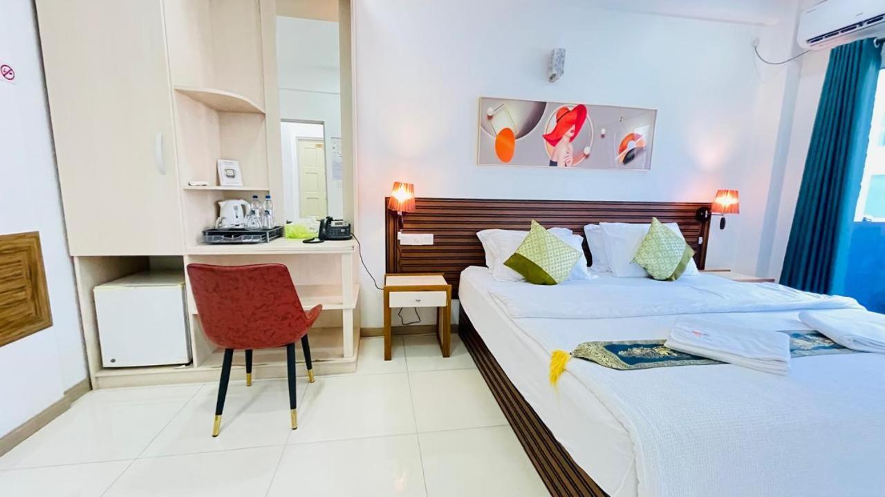 Hs Miracle Grand Hotel Hulhumale Exterior foto