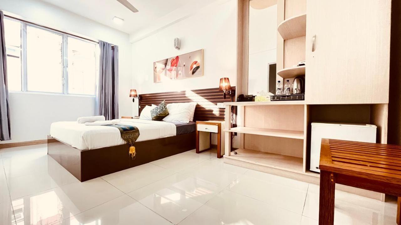 Hs Miracle Grand Hotel Hulhumale Exterior foto